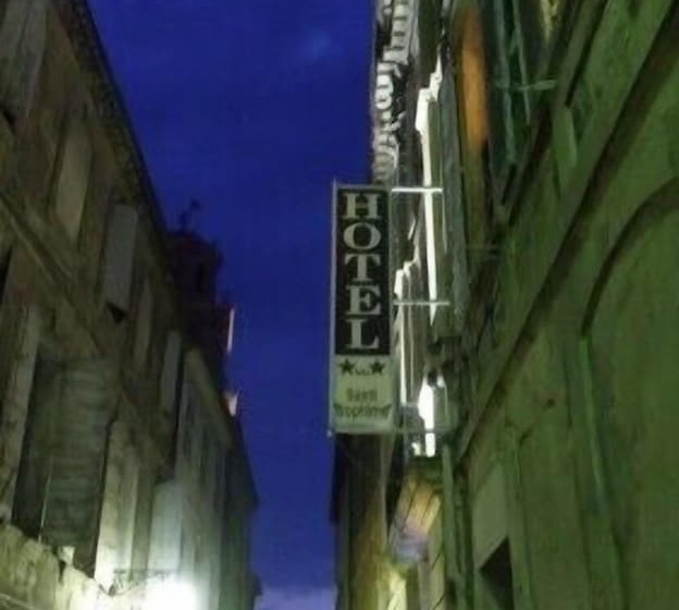 酒店 Saint Trophime