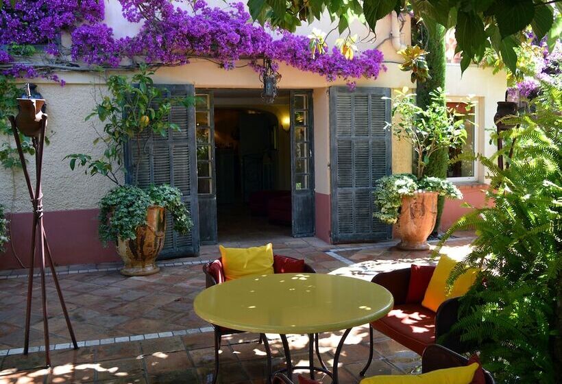 ホテル Hôtel La Villa Sainte Valérie Adults Only