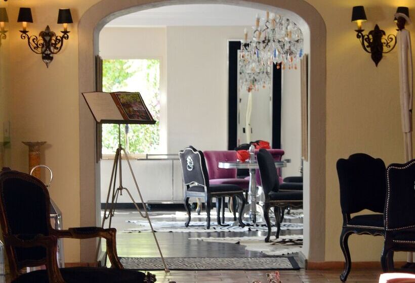 ホテル Hôtel La Villa Sainte Valérie Adults Only