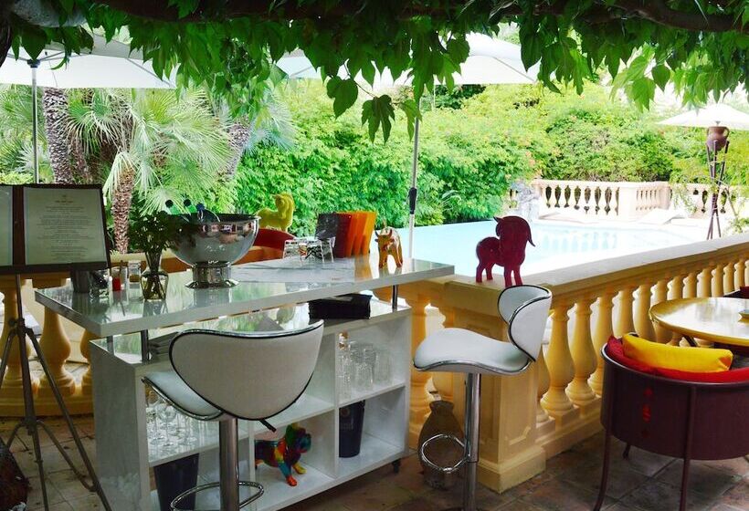 ホテル Hôtel La Villa Sainte Valérie Adults Only