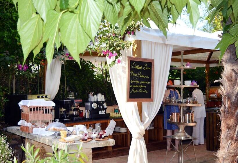 ホテル Hôtel La Villa Sainte Valérie Adults Only