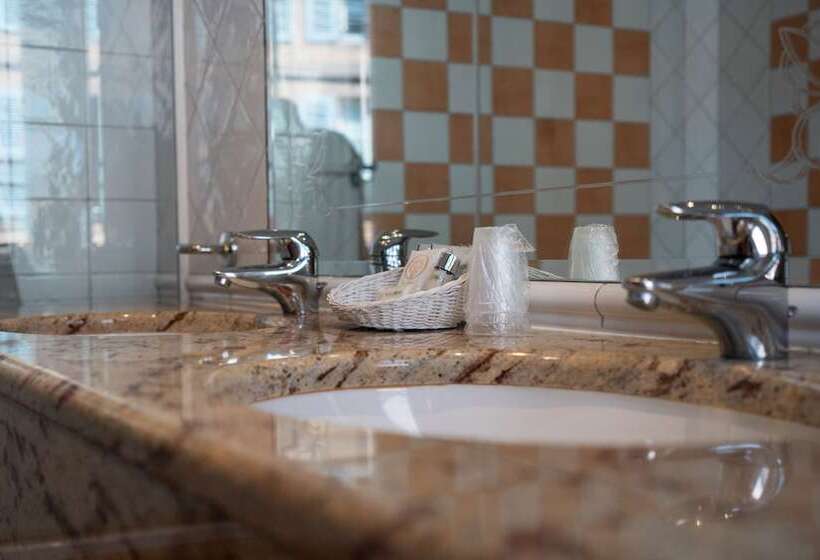 ホテル Saintmartin