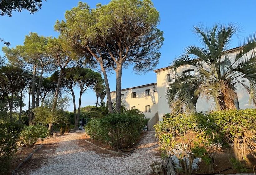 호텔 Le Confidentiel Hôtel & Spa