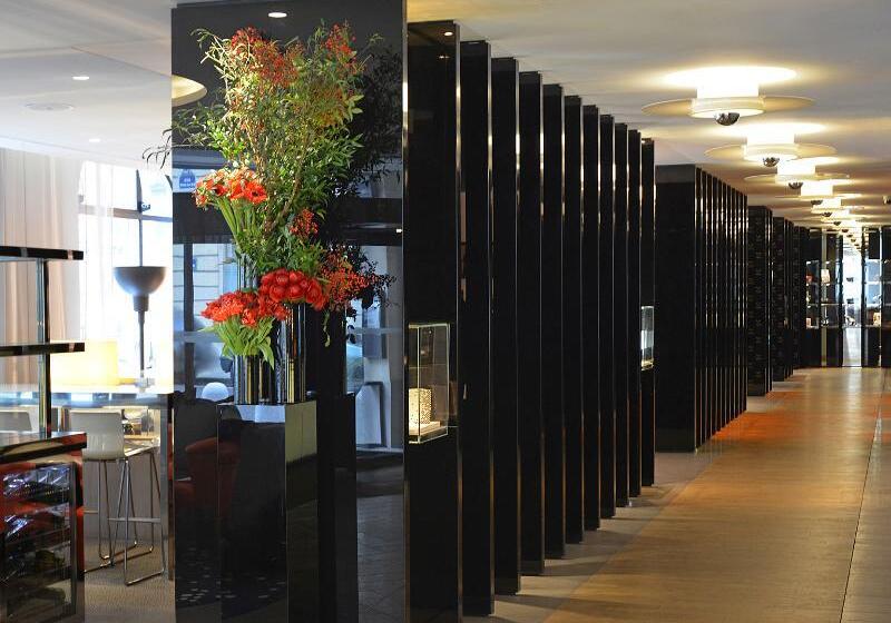 ホテル Sofitel Paris Arc De Triomphe