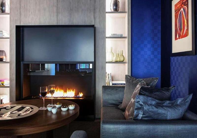 ホテル Sofitel Paris Arc De Triomphe