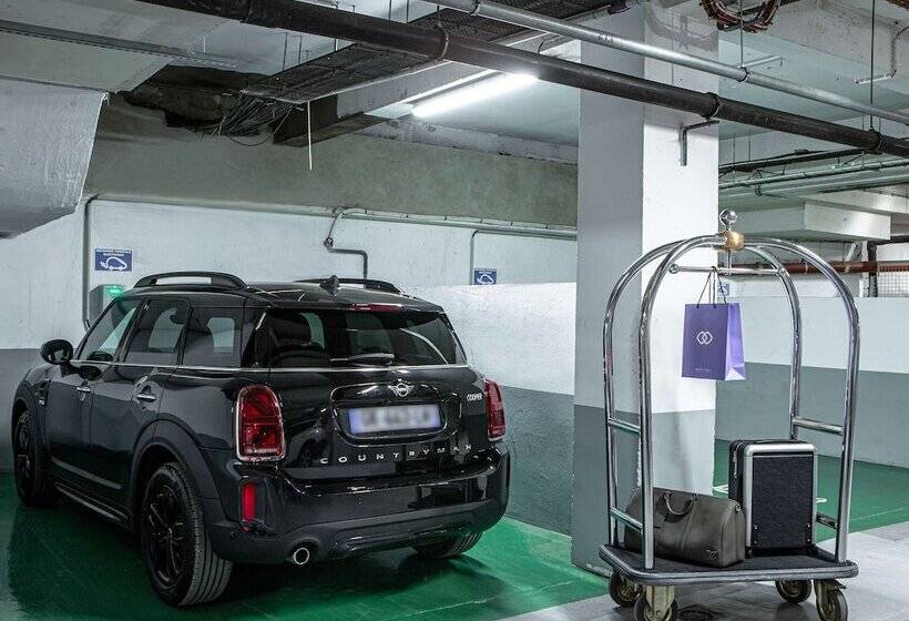 Отель Sofitel Strasbourg Grande Ile