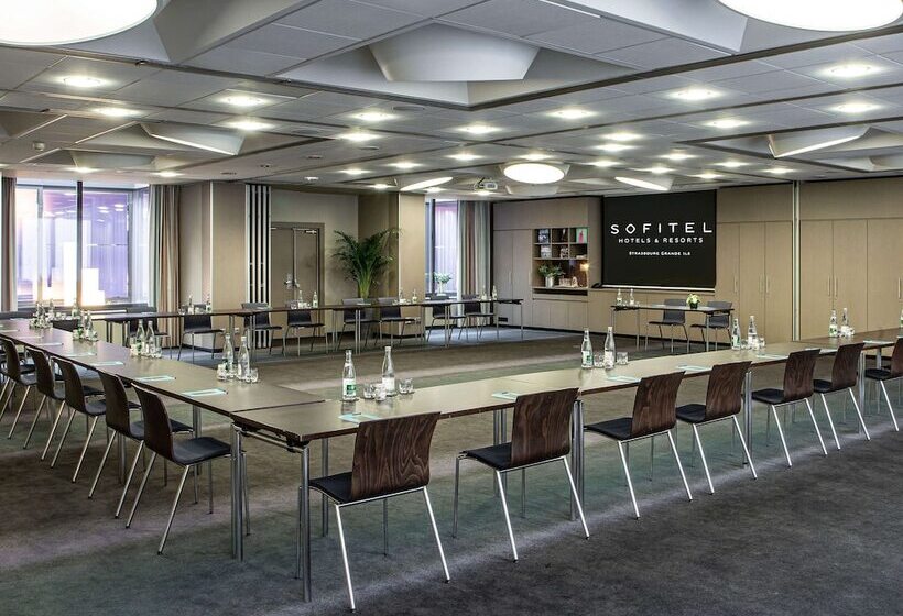 Отель Sofitel Strasbourg Grande Ile
