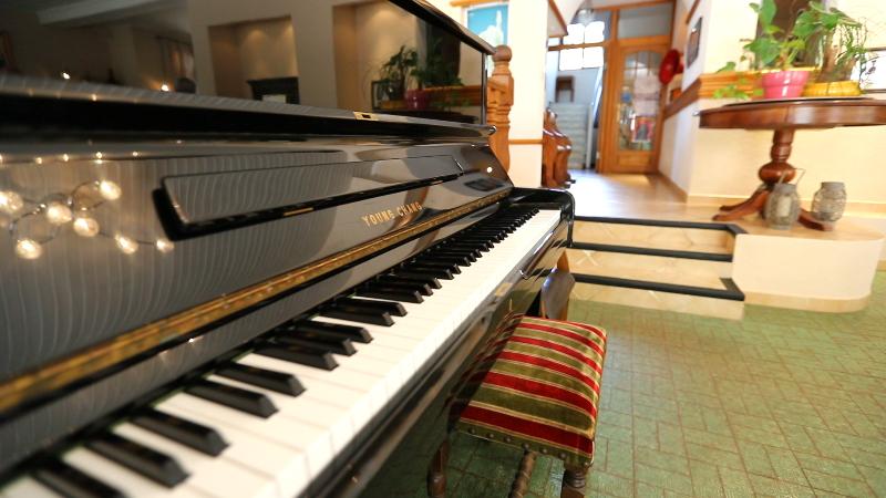 ホテル Sole E Monti