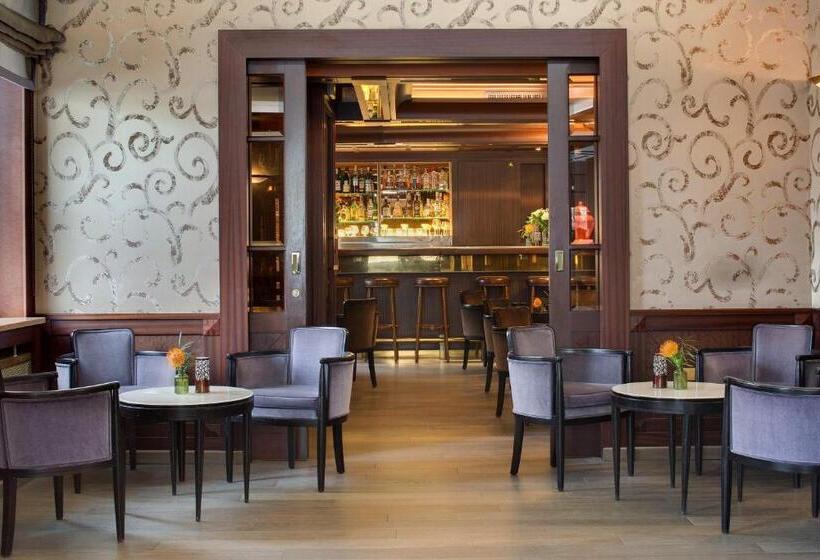 Отель Splendid Etoile