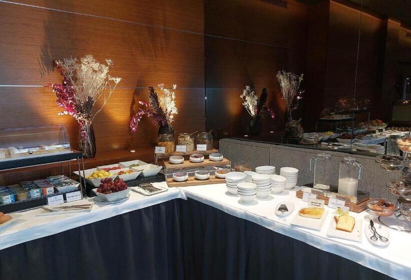 Отель Splendid Etoile