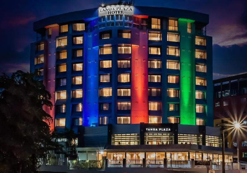 호텔 Tanoa Plaza
