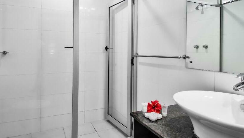 ホテル Tanoa Skylodge