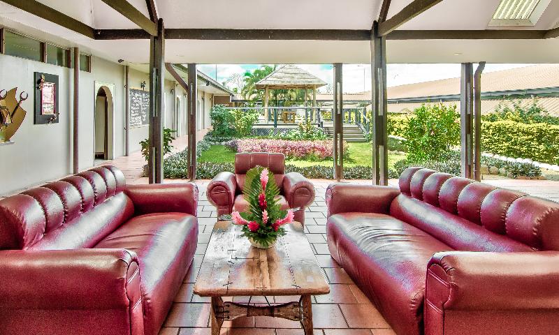 ホテル Tanoa Skylodge