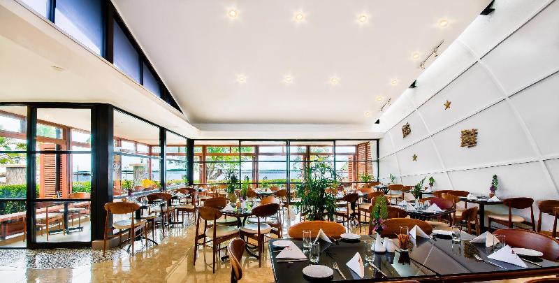 ホテル Tanoa Waterfront