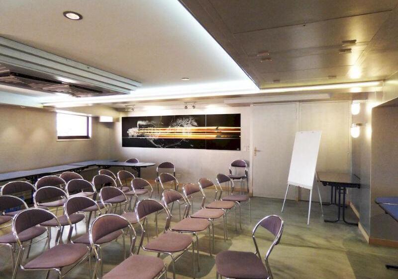 ホテル Terminus Du Forez Saint Etienne Centre Gare Chateaucreux