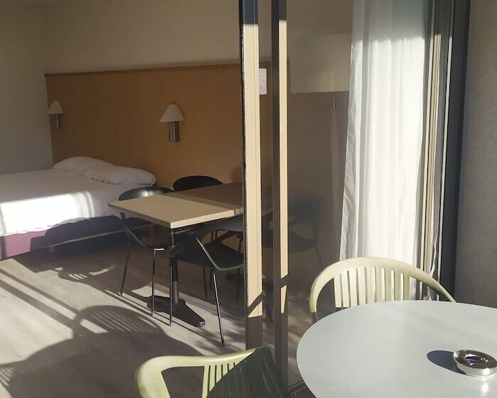 ホテル Thalazur Antibes   & Spa