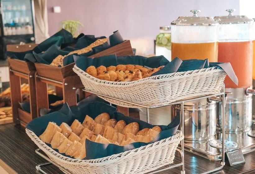 ホテル Thalazur Antibes   & Spa