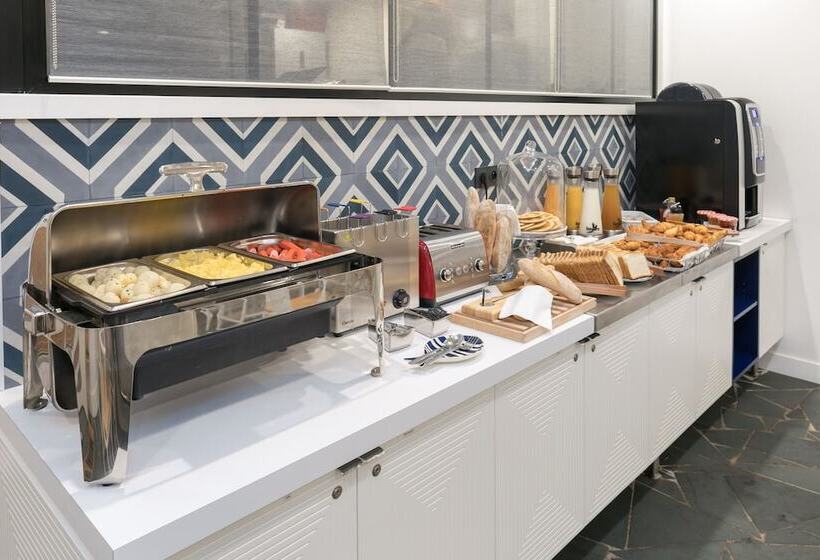 The Deck Hotel By Happyculture