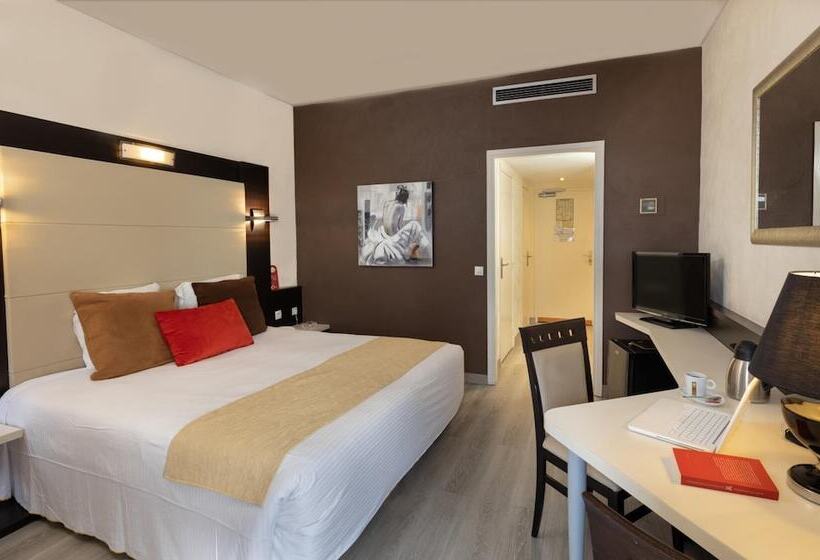 Отель The Originals City, Hôtel Galaxie, Nice Aéroport