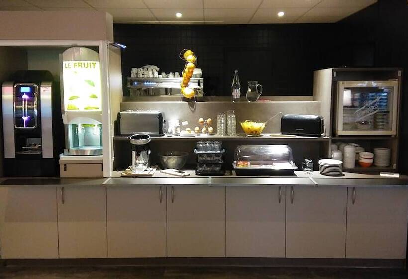 호텔 The Originals City, Hôtel Les Caps, Saintbrieuc Est