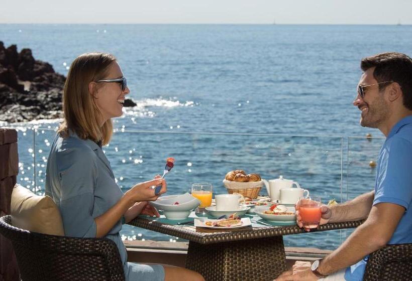 Tiara Miramar Beach Hotel & Spa