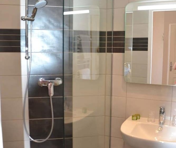 בית מלון כפרי Toppin