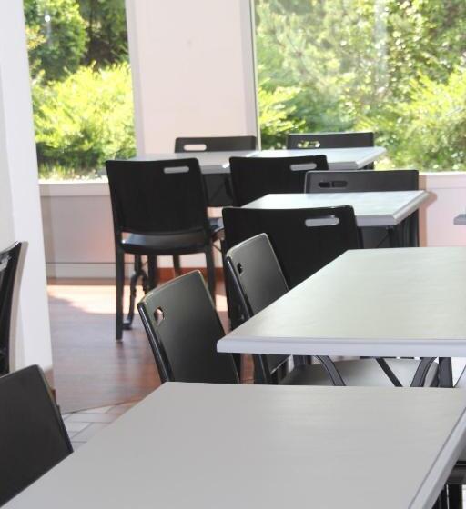 בית מלון כפרי Tourhôtel