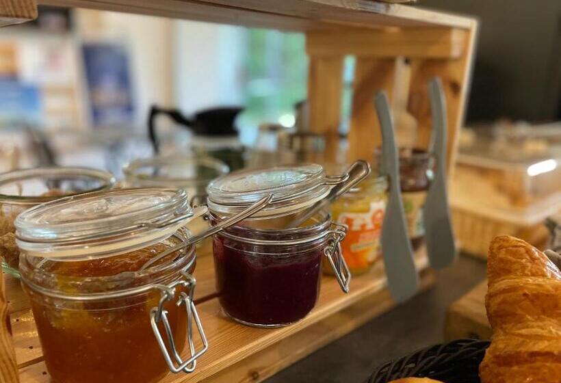 בית מלון כפרי Tourhôtel