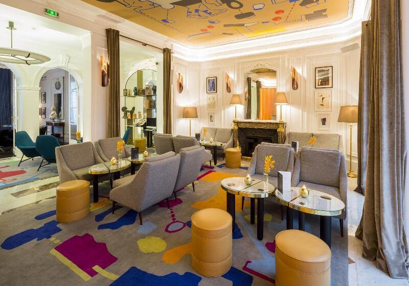 ホテル Hôtel Vernet Champs Elysées Paris