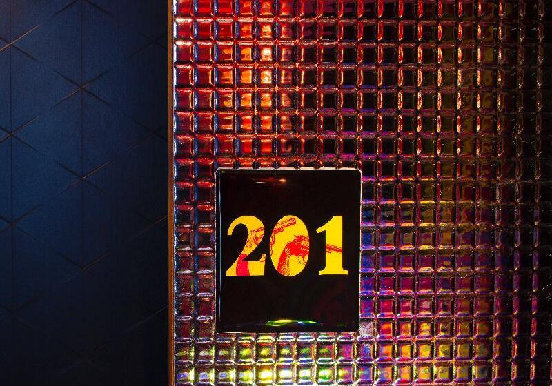 ホテル Vice Versa