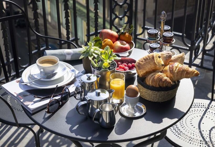 ホテル Victoria Palace