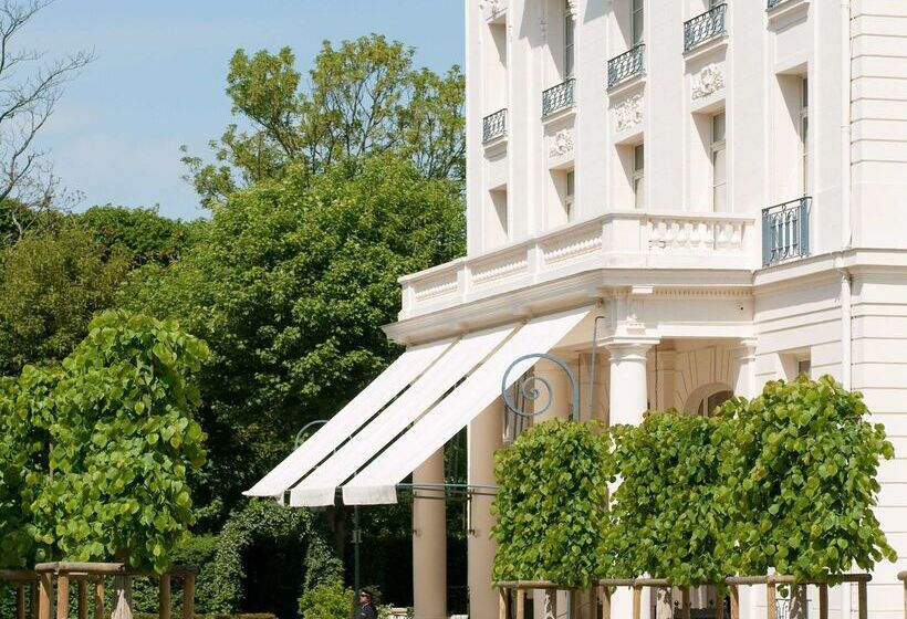 هتل Waldorf Astoria Versailles   Trianon Palace