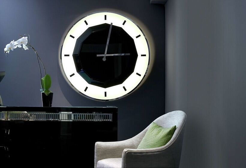 酒店 Waldorf Astoria Versailles   Trianon Palace