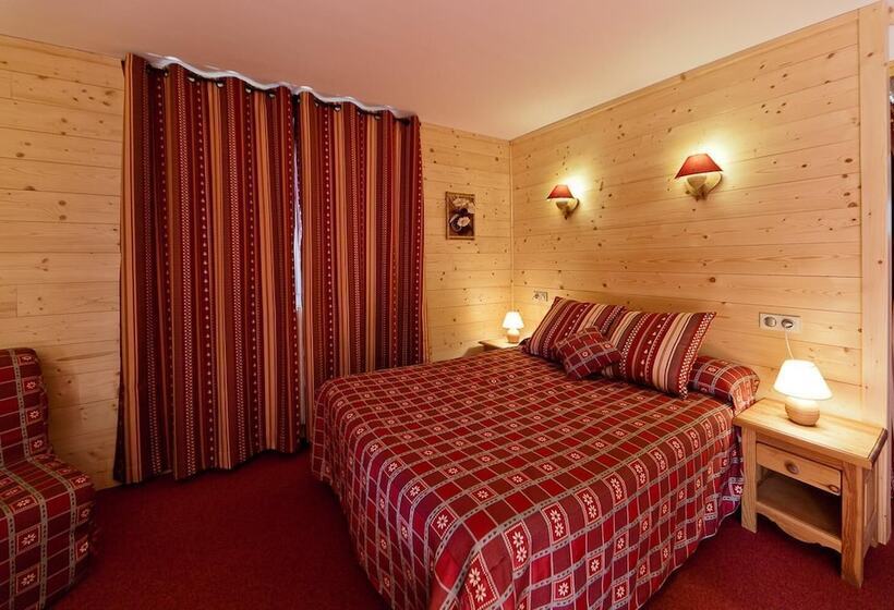 Logis Hotel Les Playes