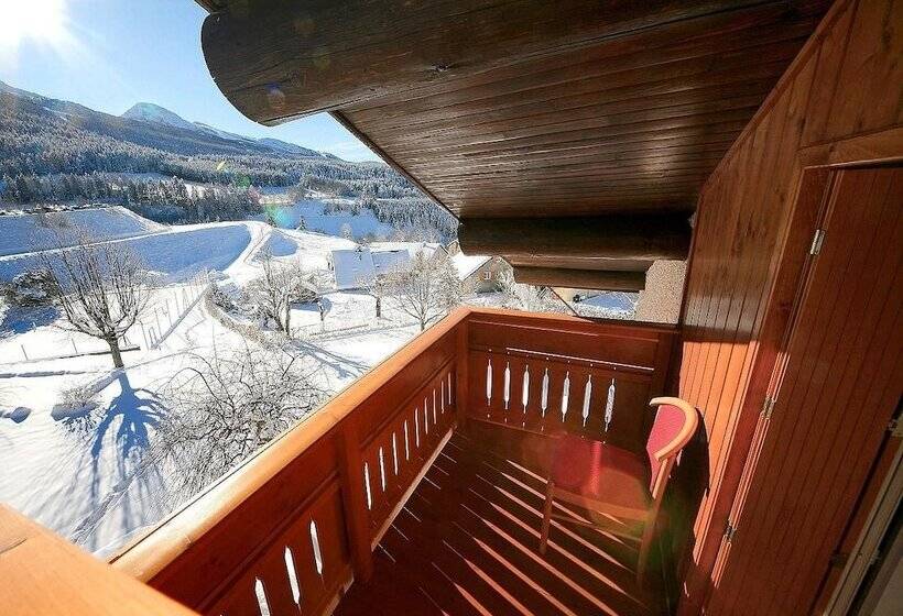 Logis Hotel Les Playes