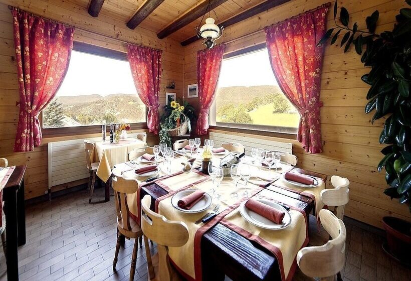 Logis Hotel Les Playes