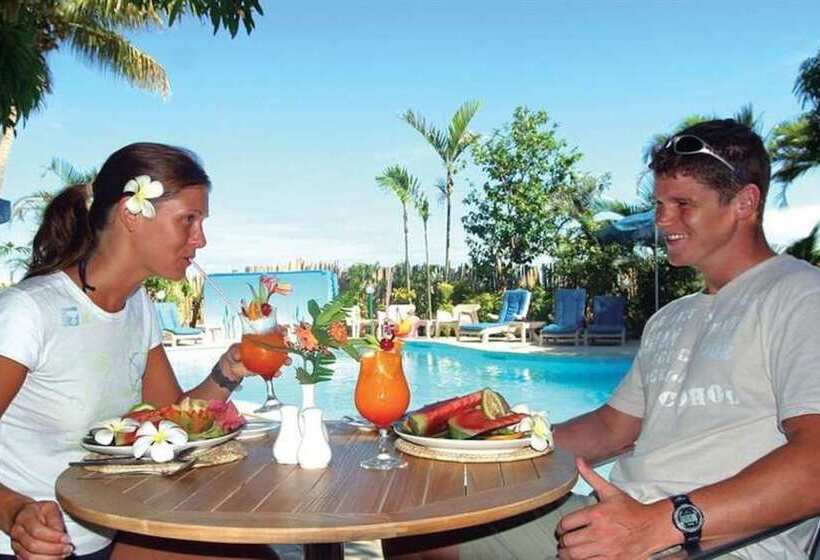 모텔 Nadi Bay Resort