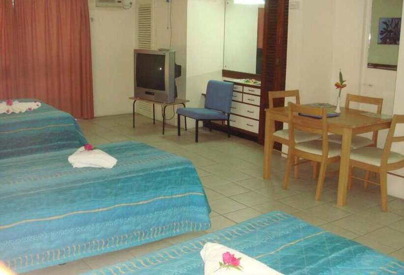 모텔 Nadi Bay Resort