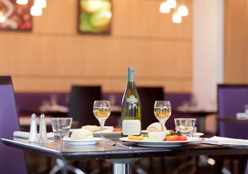 Novotel Orléans Chemins De Sologne Demeures De Campagne