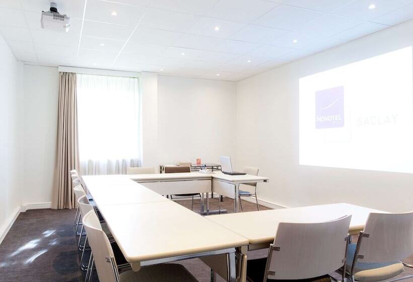 Novotel Saclay