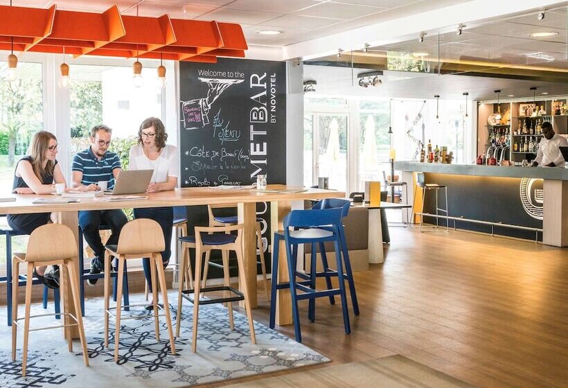 Novotel Saclay