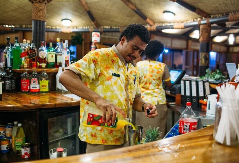 Plantation Island Resort