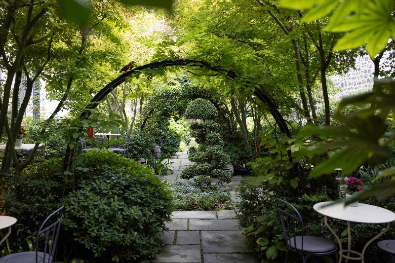 Regent S Garden  Astotel