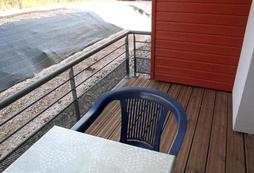 Logis Hotels   Hôtel Et Restaurant Le Relais Des Garrigues