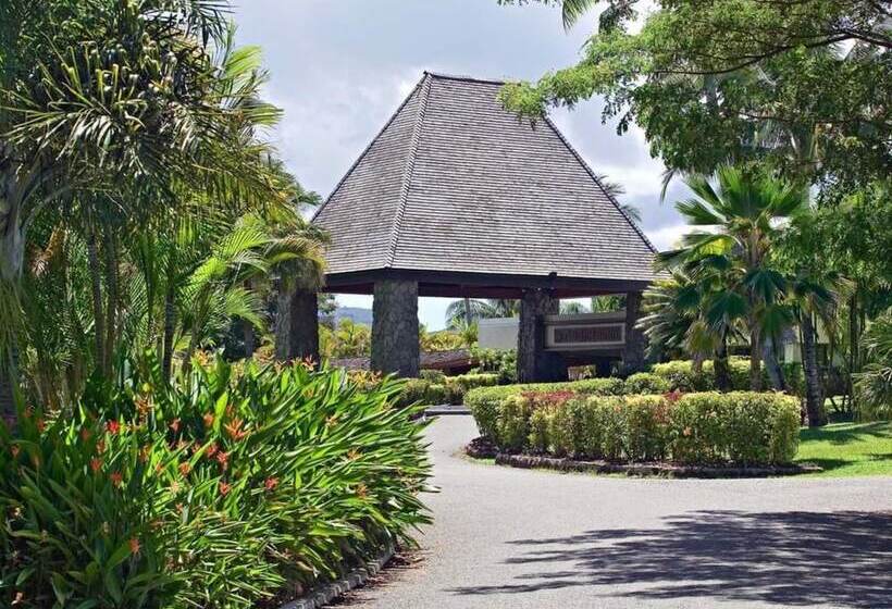 منتجع Novotel Nadi