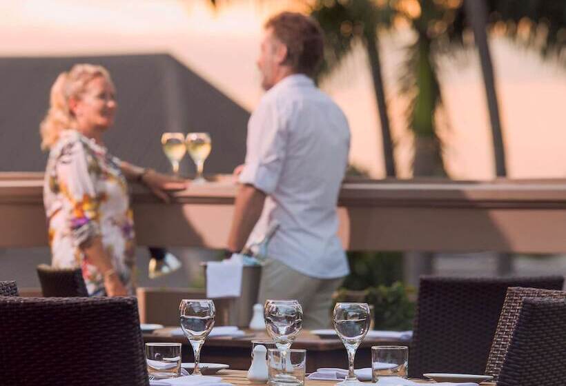 منتجع Novotel Nadi