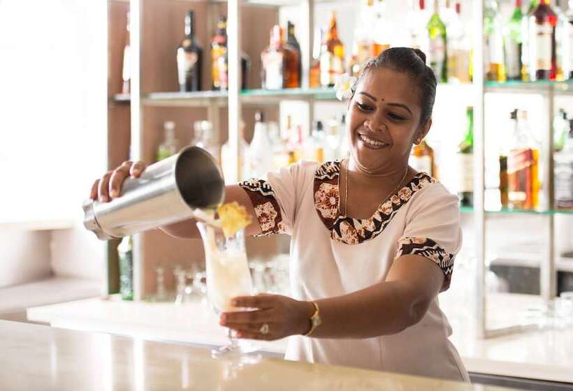 استراحتگاه Novotel Nadi