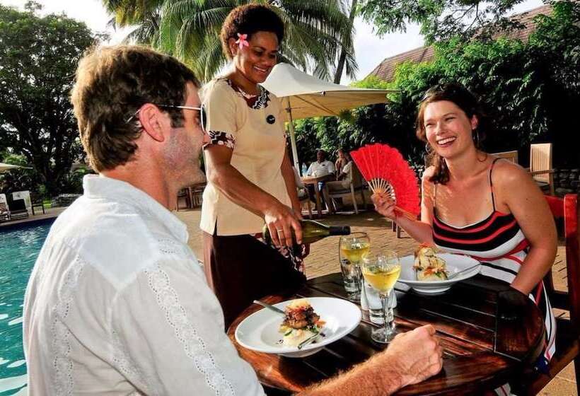 منتجع Novotel Nadi