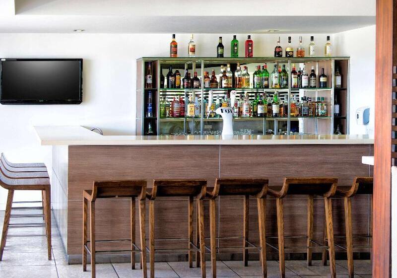 منتجع Novotel Nadi