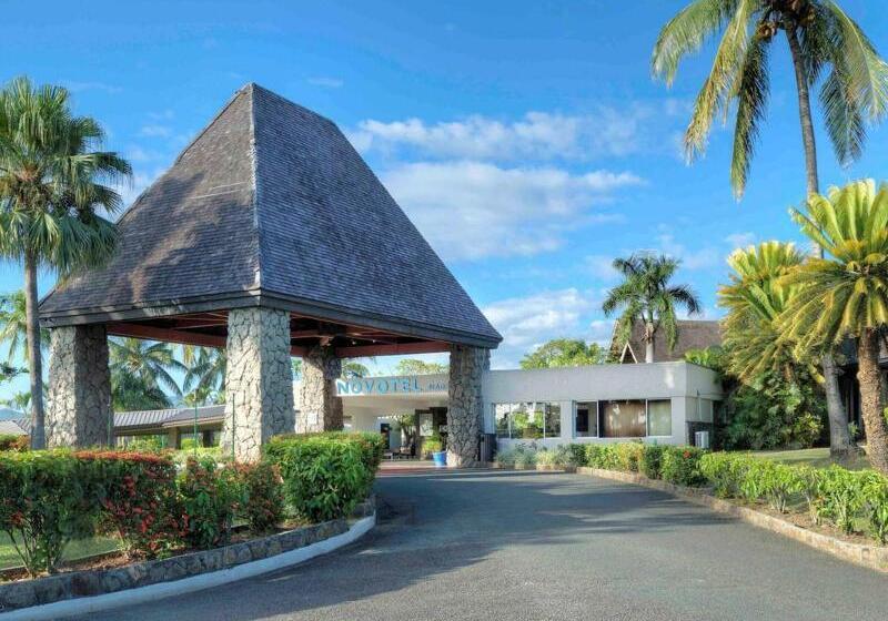استراحتگاه Novotel Nadi